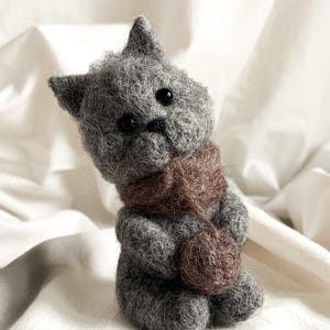 Needle felted cat, soft sculpture grey kitty, fluffy handmade animal, eco friendly kitten toy, stuffed cat miniature