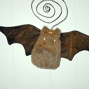 Bob th Bat, Primitive Folk Art Pattern image 1