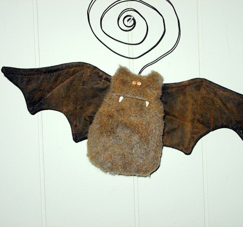 Bob th Bat, Primitive Folk Art Pattern image 1