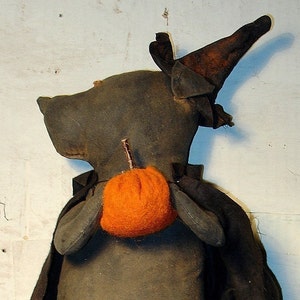 Pumpkin, A Primitive Folk Art Halloween Pattern