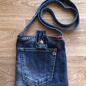 Sac bandoulière en jean recyclé | Pochette en jean | Mini-sac jean | Recycling | Fait main et fabriqué en France