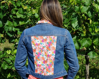 Customized Woman Denim Jacket with Multicolored Flowers | Floral Denim Jacket | Unique Original Denim Jacket | Gift Idea | Women's Fashion