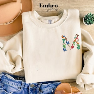 Personalised Dinosaur Initial Sweatshirt, Custom Embroidered Dinosaur Sweatshirt, Dino Monogrammed Crewneck Sweater, Dinosaur Lover Gifts