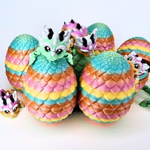 Baby Dragon, Articulating baby dragon, Cute toy, ADHD, Sensory toy. Baby animal with egg. Dragon egg. Mystery egg, Mystery gift, keychain