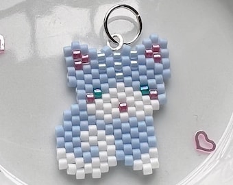 Cat pendant for your necklace, baby blue kitty cat charm hand beaded mini sitting cat for cat lovers