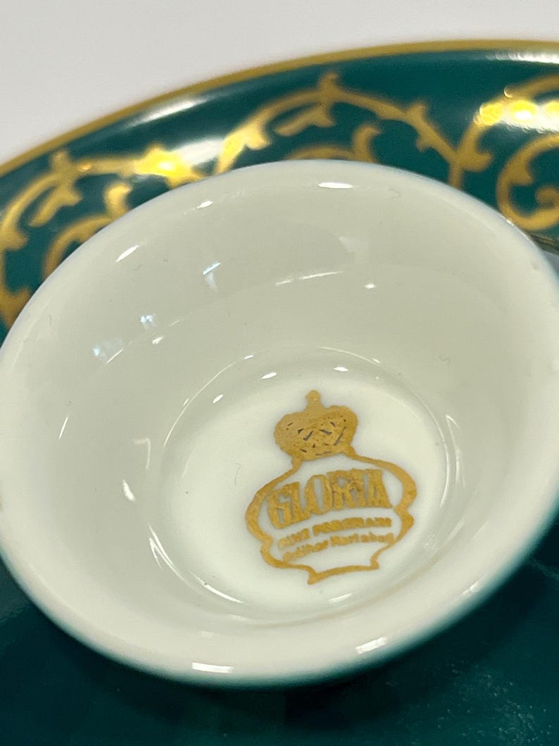 Service Set of Gloria Porcelain Dinnerware