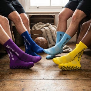 FootballSocks Grip Socks Teens & Men | Anti-Slip Soccer Socks for Stability | Performance Grip Socks for Football, Padel / Tennis