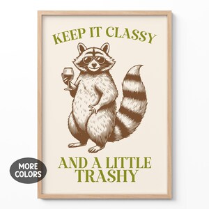 Decorazione da parete con procione distrutto, stampa divertente retrò con procione, poster decorativo da parete vintage, regalo con meme di procione, arte da parete con citazione sarcastica