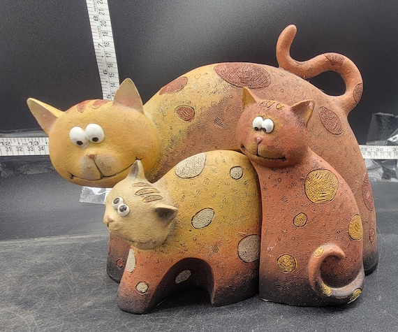 ヴィンテージ フィギュア　猫　３匹　置物 Vintage Three Piece Kitty Cat Figurine Set - Etsy