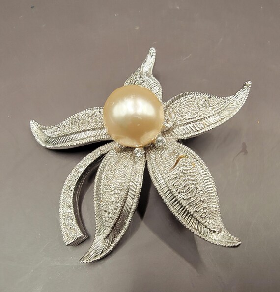 Broche Vintage Perle Fleur Argentée Avec Pendant - Occasion, Bon état, Fabrication France