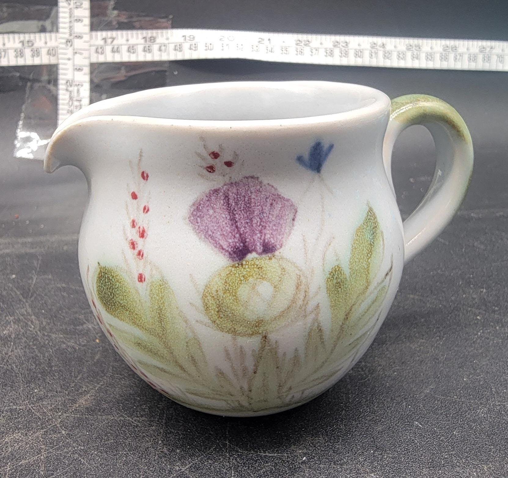 ヴィンテージ 1960 年代 Buchan Pottery Thistleware Creamer