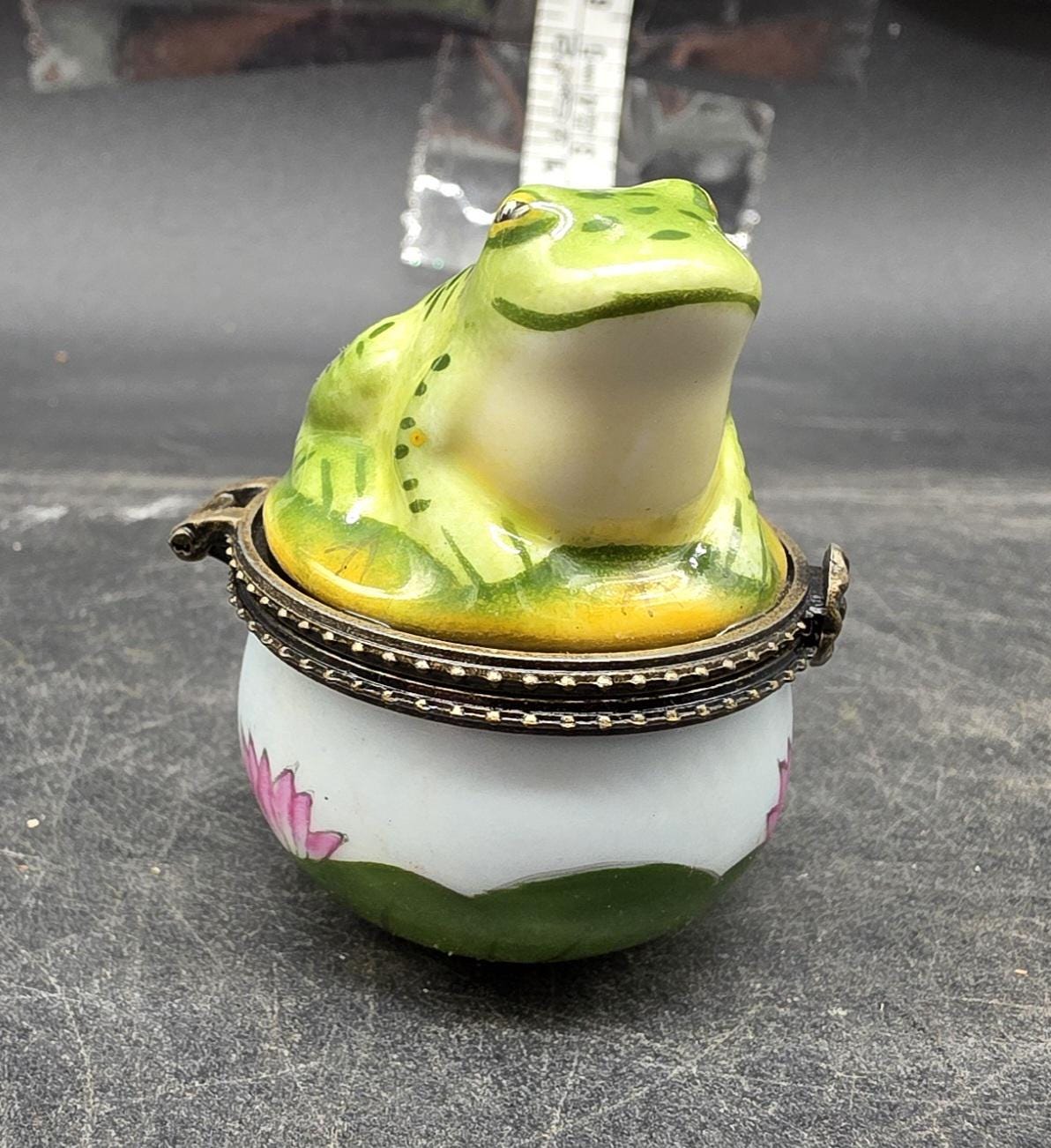 陶器製カエルの置物 小さなヴィンテージ陶器製カエルの小物入れ - Etsy 日本