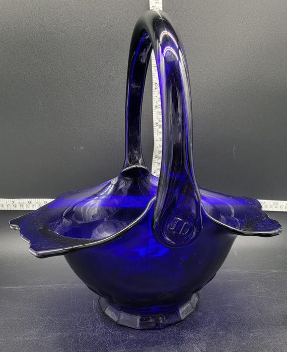 Vintage 1980s Indiana Glass Tiara Cobalt Blue Daisy Diane Handled