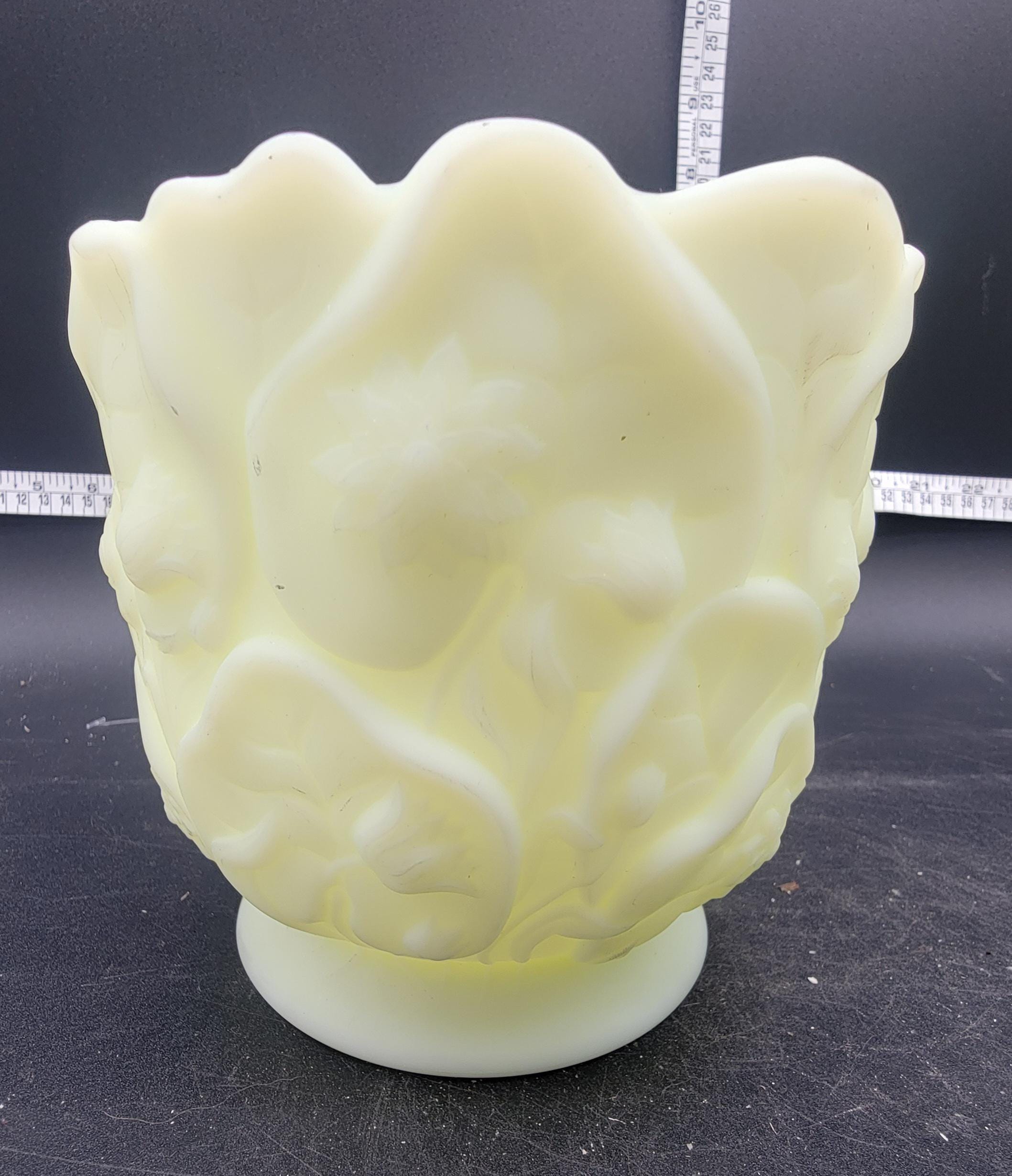 Vintage 1930s Fenton Custard Glass Uranium Vaseline Poppy Vase - Etsy
