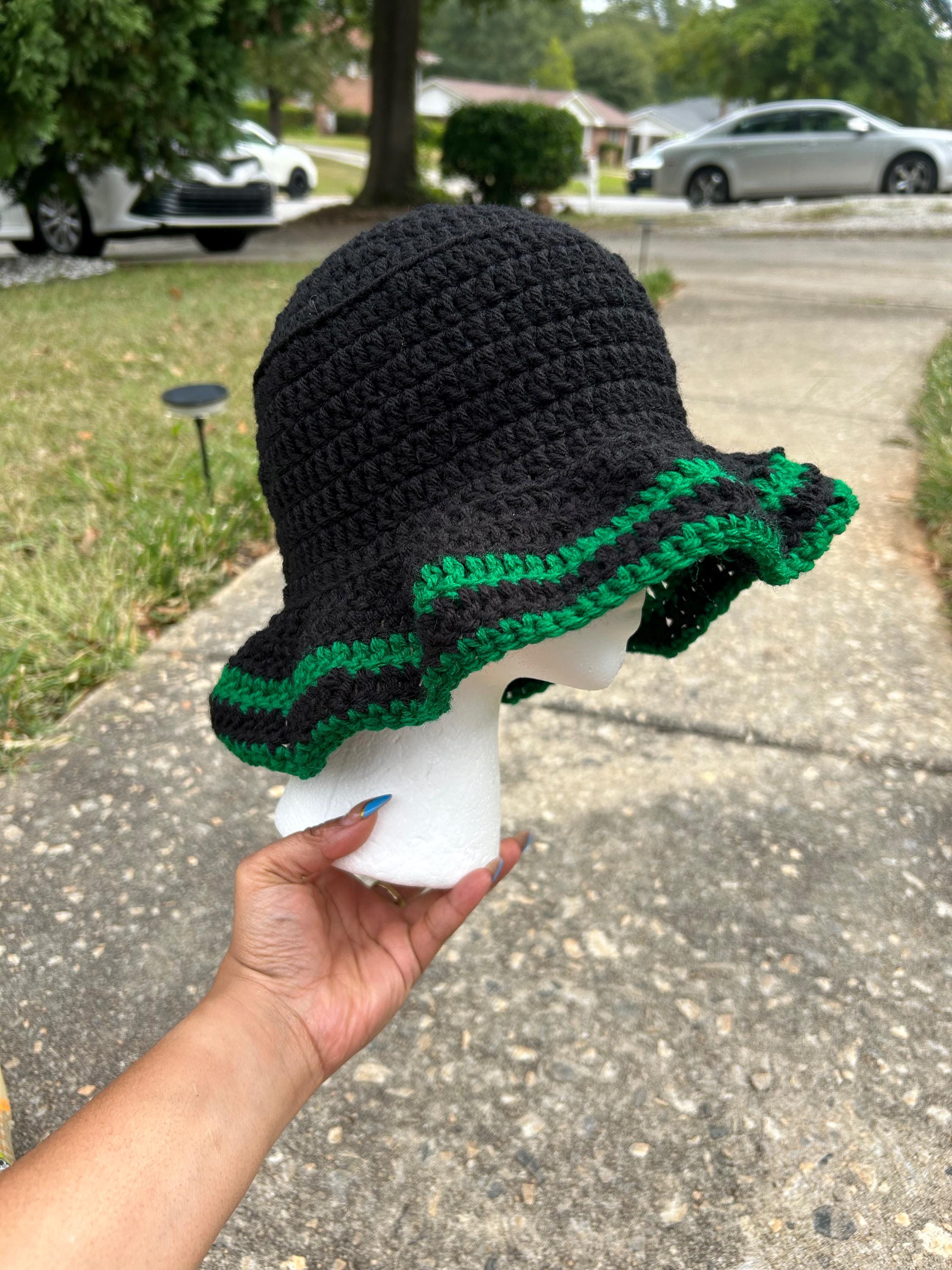 ★VARZAR★ VA Label Crochet Wave Bucket Hat Black VA Label Crochet Wave Bucket Hat / Black - VARZAR | 60