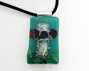 Fused glass necklace - reaction-1