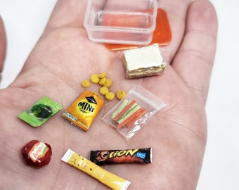 12th scale packed lunch - 8 miniature food