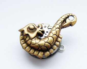 Spinning steampunk deco seahorse pendant