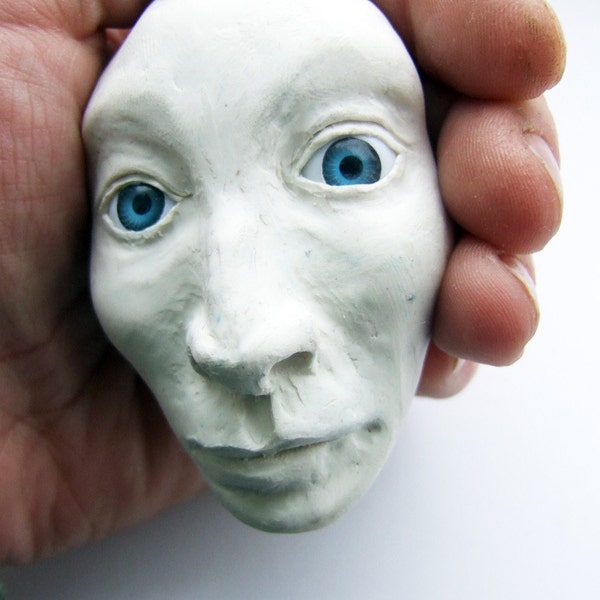 Character face sculpture - Peaceful