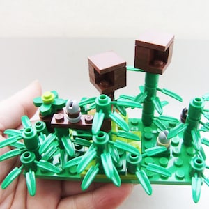 スターウォーズ、レゴ、エンドアのイウォーク族、マイクロイウォーク族の小さな『ジェダイの帰還』ジオラマ