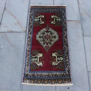 Tappeto turco, tappeto vintage, tappeto piccolo, tappeti Oushak, tappeti per il bagno, tappeto rosso 1 x 3 piedi, tappeto per la casa, zerbino fatto a mano