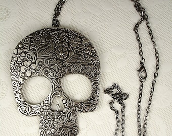 Large Skull Pendant with a 24" Vintage Style Rolo Link Chain Necklace Fashion Jewelry Halloween October Gothic