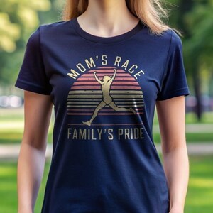 Runner Shirt - Mom&#39;s Race Family&#39;s Pride - Women TShirt Vintage Mom T-shirt Mother&#39;s Day Gift Running Tee Marathon Run Lover