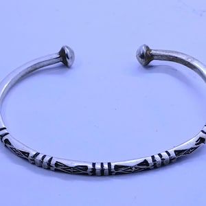 Bracelet Silver handmade jewelry Touareg,Tuareg Berber, trendy Jewelry Creations - Perfect Accessories for Any Occasion