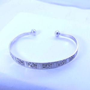 Bracelet Silver handmade jewelry Touareg,Tuareg Berber, trendy Jewelry Creations - Perfect Accessories for Any Occasion