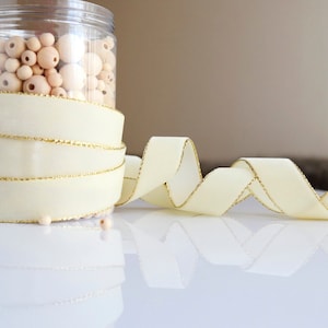 Fita de veludo com borda dourada creme - Fita de veludo com borda dourada para embrulho de presentes, decoração de férias, guirlandas, laços de cabelo, florais, etc.