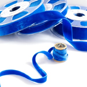 Royalblaues Doppelseitiges Samtband - Blaues Doppelseitiges Schweizer Samtband Bulk stock - (340)