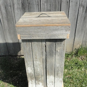 Amish Country Collectible Handmade Reclaimed Barn Wood Garbage Can with Lid