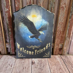 Wooden Distressed Picture &quot;Welcome Friends&quot; Eagle Wooden Sign
