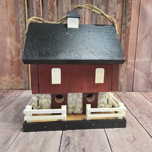Rustic Amish-Style Red Barn Birdhouse with White Fence, Rock Wall & Easy-Clean Lift-Off Roof