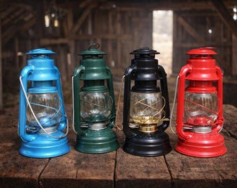 Country Collectible Dietz Small Barn Lantern as used in the Amish Buggy Light and for Preppers (NIB)