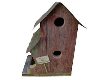 Amish Made Reclaimed Barn Wood Bed and Breakfast Birdhouse and Feeder Yard Decor