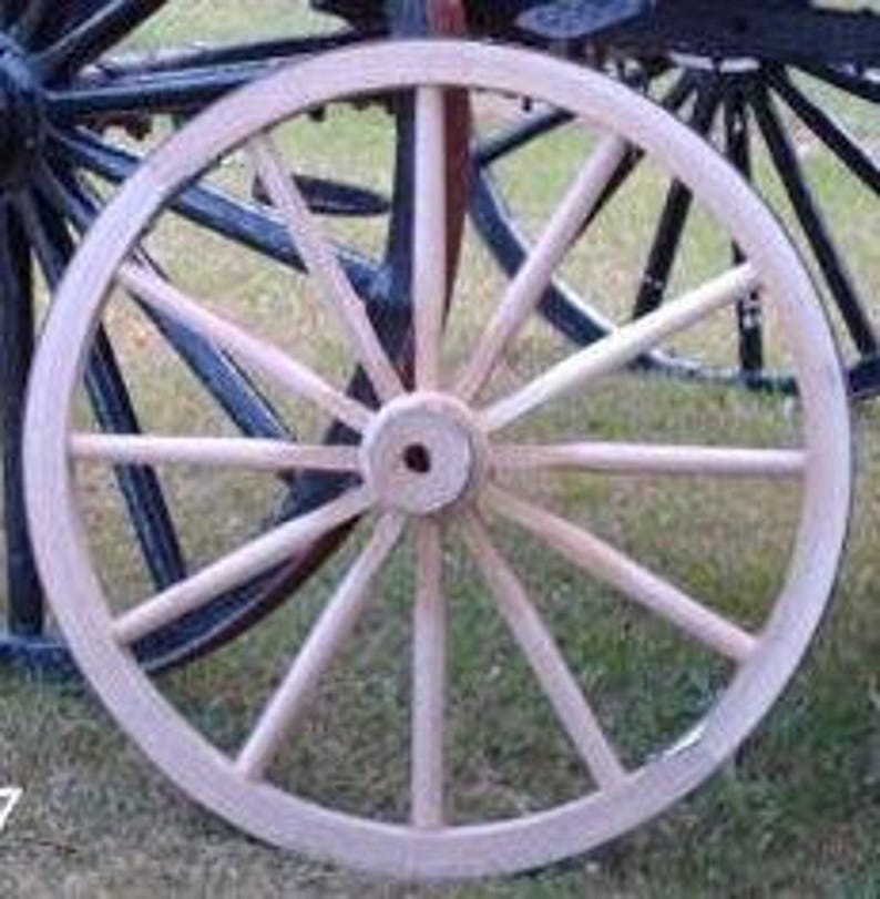 Amish Handcrafted 30 Inch x 1 Inch Steam Bent Hickory Wood Western Wagon Wheel image 4