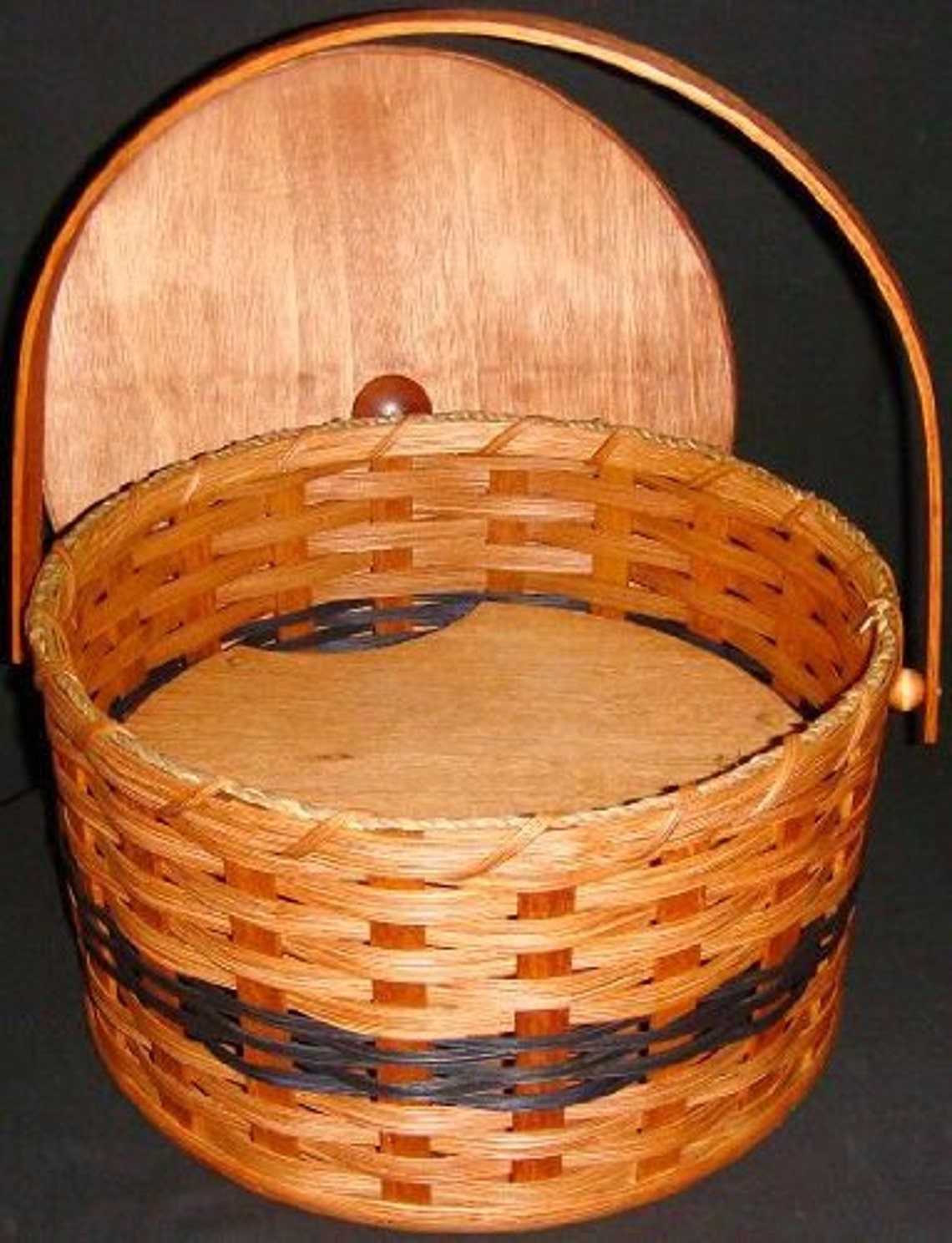 Amish Made Round Double Pie Carrier Basket With Tray and Lid Etsy