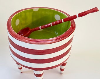 stravagante ceramica Sugar Bowl con strisce, cucchiaio di ceramica rosso brillante e turchese, piatto di sale