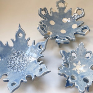 Ice Blue ceramic Snowflake candle holder, soap dish, jewelry dish, set of 3 image 1