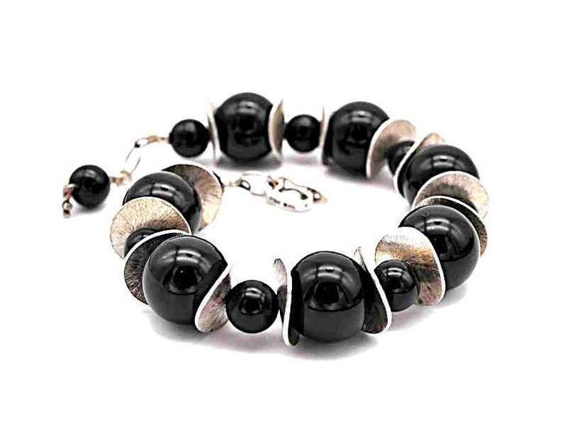 Vintage Artisan Sterling Silver Modernist #d157 Bold Black Onyx Bead and Wavy Disc Bracelet