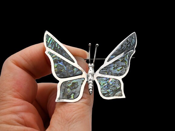 Vintage Taxco Sterling Silver & Abalone Butterfly Brooch Pin  display picture 3