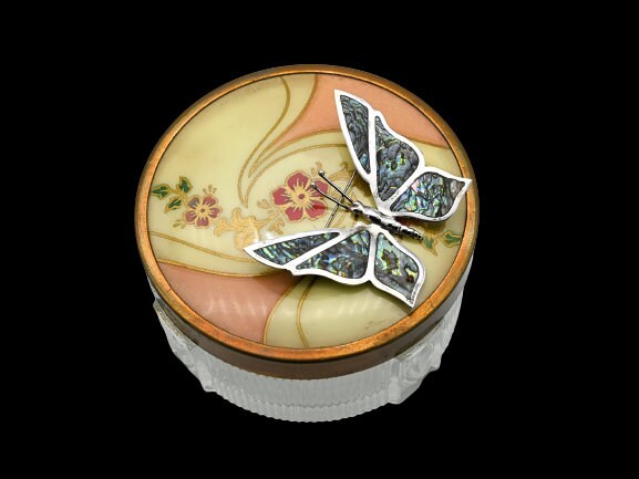 Vintage Taxco Sterling Silver & Abalone Butterfly Brooch Pin  display picture 2