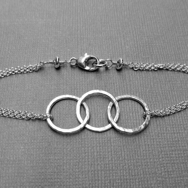Silver 2,3,4,or 5 Circle Bracelet | Sterling Silver | Interlocking Circles Bracelet | Silver Ring Bracelet | Gift for BFF, Sisters or Mom