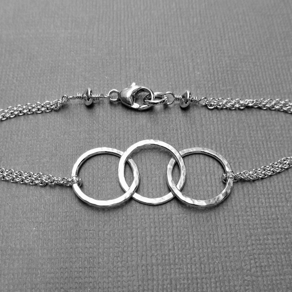 Silver 2,3,4,or 5 Circle Bracelet | Sterling Silver | Interlocking Circles Bracelet | Silver Ring Bracelet | Gift for BFF, Sisters or Mom