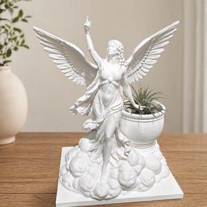 Skulptur av Nikegudinnan | Bevingad segerkruka | Dekor i grekisk mytologi | Luftväxt, suckulent och Peperomia-kruka | 3D-utskriven staty