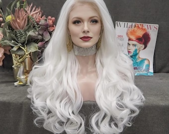 ? 24” WHITE STRAIGHT LACE FRONT WIG *NEW*
… IMG_0185-b_grande.jpg?v=1730805296 main image 4