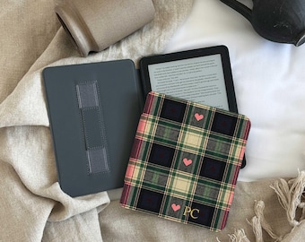 Personalized Plaid Kindle Case, Preppy Tartan Heart Cover, Cozy Book Lover Gift for Her, Christmas Reader Gift