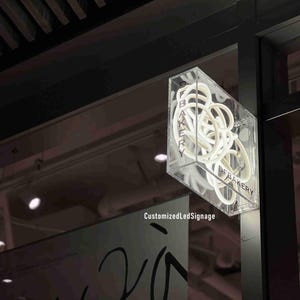 Letrero de luz LED colgante para interior y exterior: tablero de menú de pared para cafetería con texto personalizado