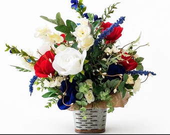 Patriotic Floral Arrangement, Fourth 4th July Red White Blue Centerpiece, Farmhouse Tabletop Decor, Veteran Day Decoration, Labor Day